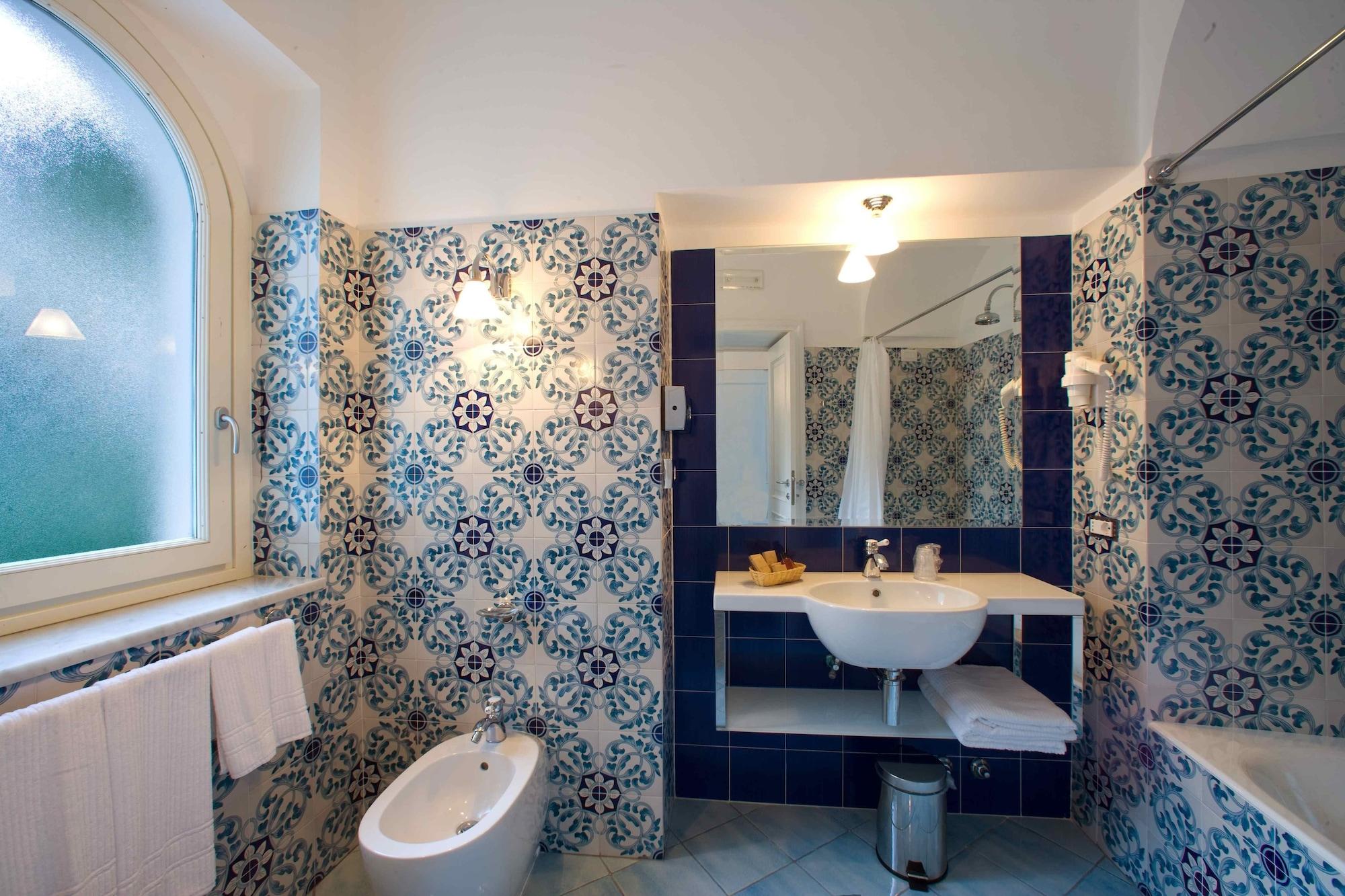 Palazzo Marzoli Charme Resort - Small Luxury Hotel Positano Room photo